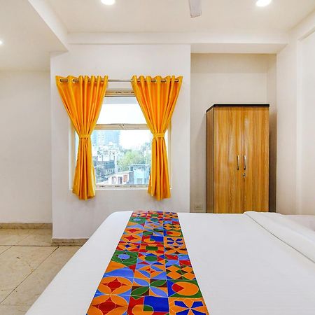 Fabhotel Grand Hazra Inn - Nr Ballygunge Station โกลกาตา ภายนอก รูปภาพ
