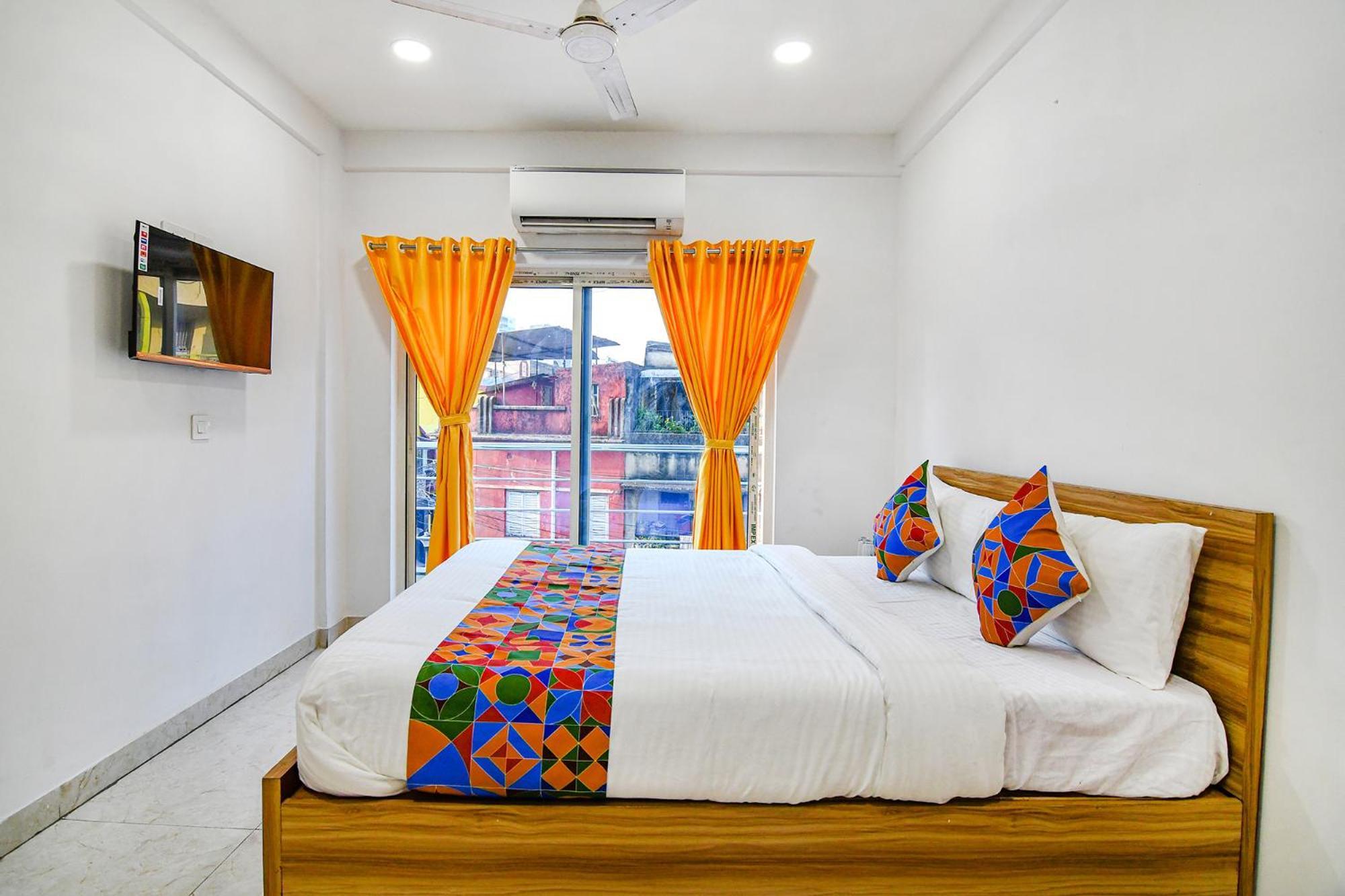 Fabhotel Grand Hazra Inn - Nr Ballygunge Station โกลกาตา ภายนอก รูปภาพ